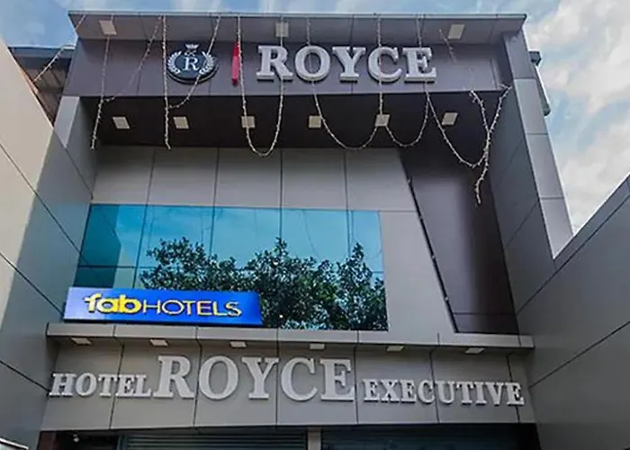 Oyo 9327 Royce Executive Hotel Mumbai